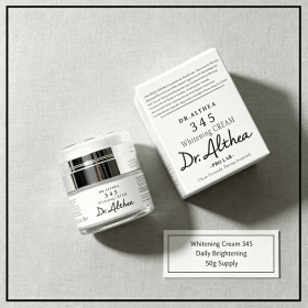 50g Brightening Facial Moisturizer Cream, Daily Glow Boost Face Cream, Hydrating Skin Care Lotion for Dull Uneven-Looking Skin